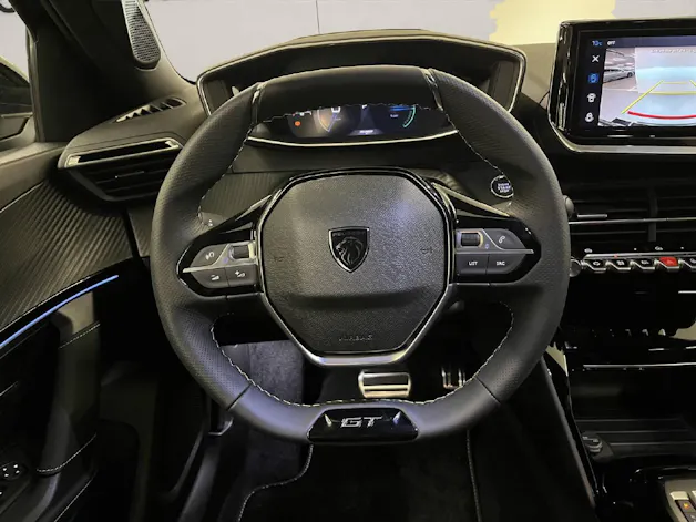 Peugeot 2008 1.2 Hybrid 145 GT