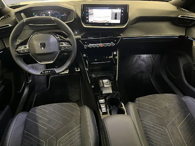 Peugeot 2008 1.2 Hybrid 145 GT