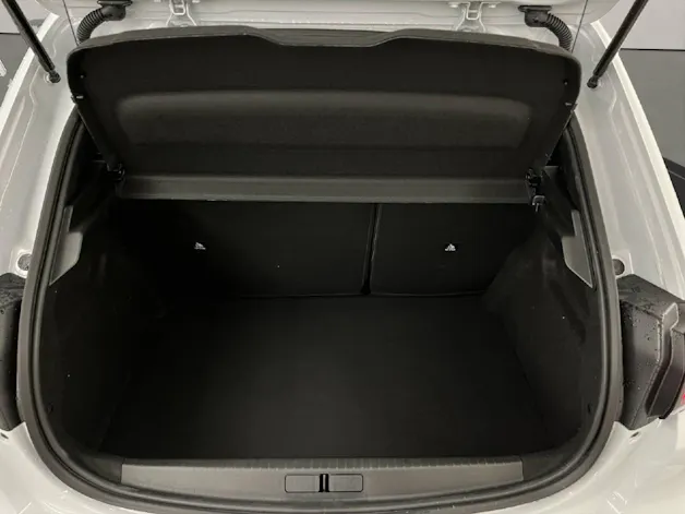 Peugeot 208 1.2 Hybrid 145 GT