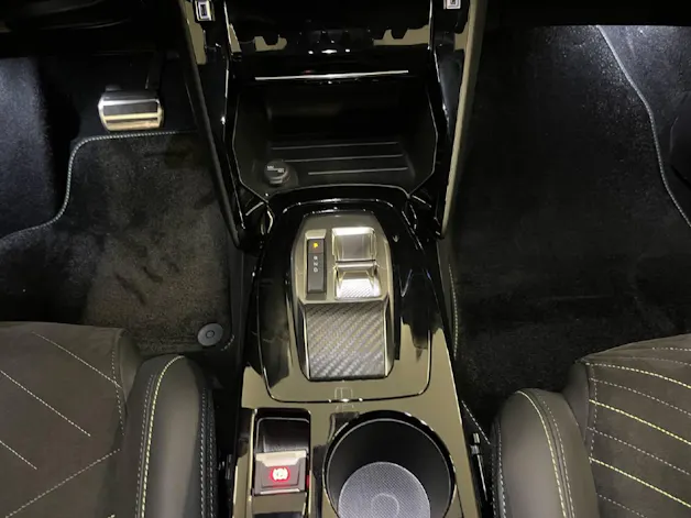 Peugeot 208 1.2 Hybrid 145 GT