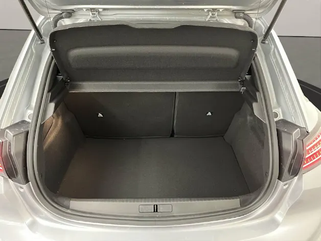 Peugeot 208 1.2 Hybrid 145 GT