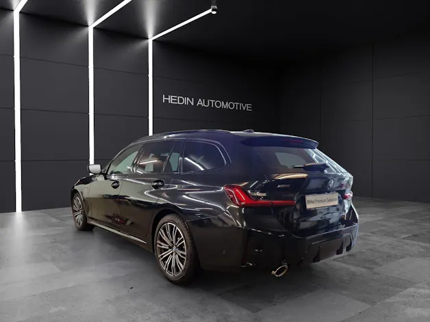 BMW 330e xDrive Touring