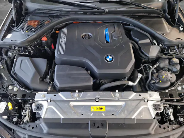 BMW 330e xDrive Touring