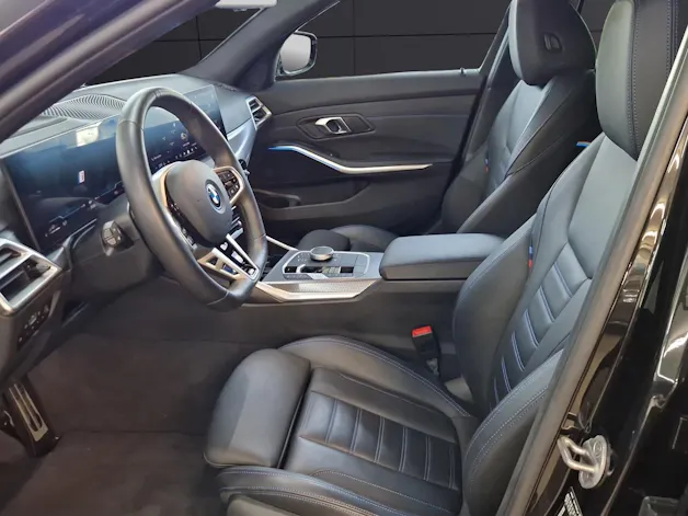 BMW 330e xDrive Touring