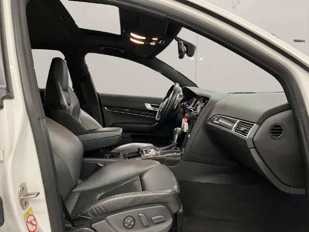 Audi RS6 Avant 5.0 V10 TFSI quattro T-Tronic