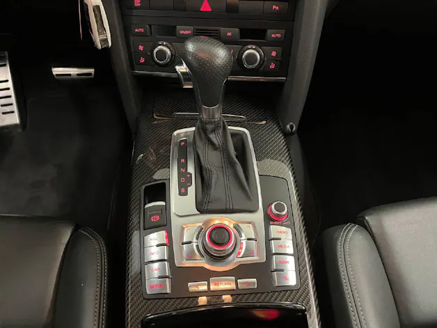 Audi RS6 Avant 5.0 V10 TFSI quattro T-Tronic