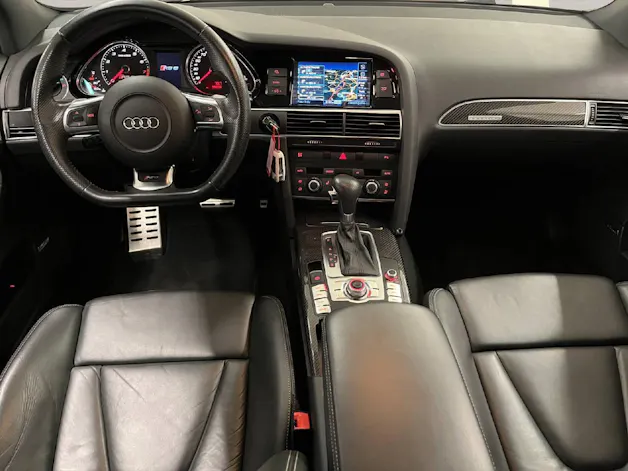 Audi RS6 Avant 5.0 V10 TFSI quattro T-Tronic