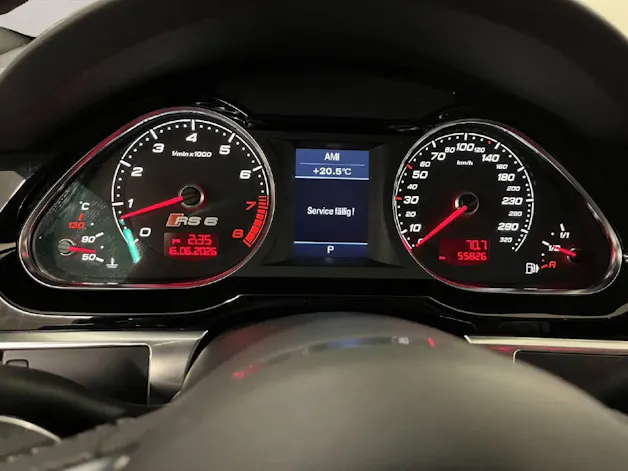 Audi RS6 Avant 5.0 V10 TFSI quattro T-Tronic