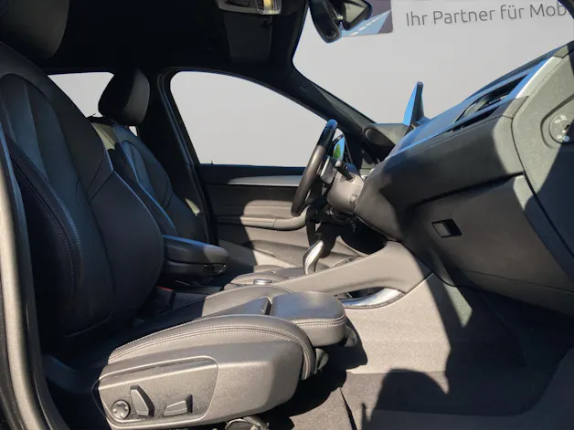 BMW X1 25i xDrive SAG