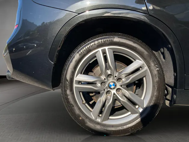 BMW X1 25i xDrive SAG