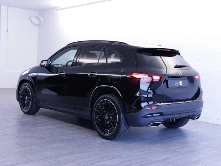 Fahrzeugbild MERCEDES-BENZ GLA 220