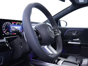 Mercedes-Benz GLA 220 d Swiss Star AMG Line 4matic