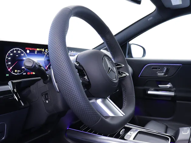 Mercedes-Benz GLA 220 d Swiss Star AMG Line 4matic