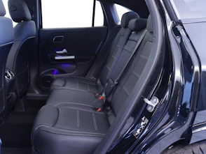 Fahrzeugbild MERCEDES-BENZ GLA 220 d Swiss Star AMG Line 4matic