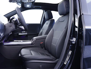 Fahrzeugbild MERCEDES-BENZ GLA 220 d Swiss Star AMG Line 4matic