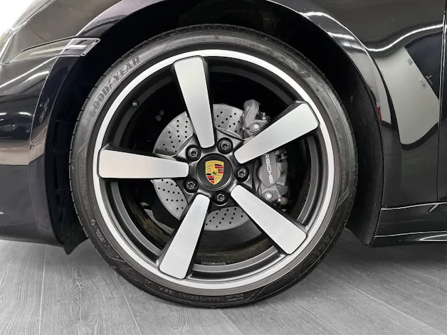 Porsche 911 Targa 4