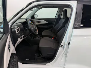 Suzuki Swift 1.2 Sakura Hybrid