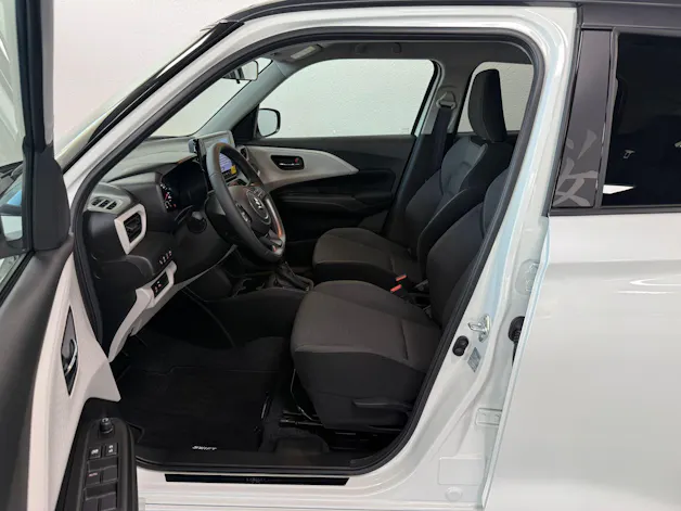 Suzuki Swift 1.2 Sakura Hybrid