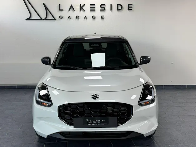 Suzuki Swift 1.2 Sakura Hybrid