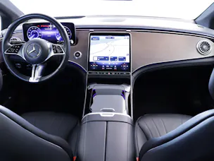 MERCEDES-BENZ EQE 350+ Electric Art Line