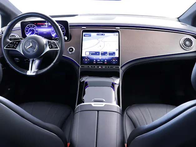 MERCEDES-BENZ EQE 350+ Electric Art Line
