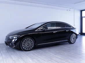 Fahrzeugbild MERCEDES-BENZ EQE 350+ Electric Art Line