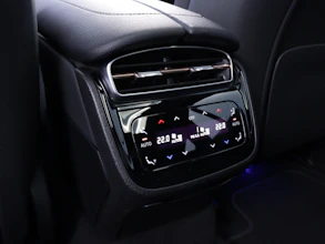 https://vehicle.imgix.net/4362681/4dff0da1-860a-4c44-b95d-211d95abb1d3.JPG