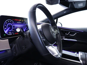 https://vehicle.imgix.net/4362681/9e0e1402-03e9-4314-829e-216845589547.JPG