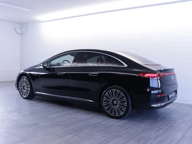 MERCEDES-BENZ EQE 350+ Electric Art Line