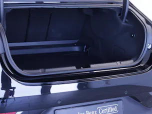 MERCEDES-BENZ EQE 350+ Electric Art Line