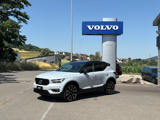 Volvo XC40 2.0 T5 R-Design AWD
