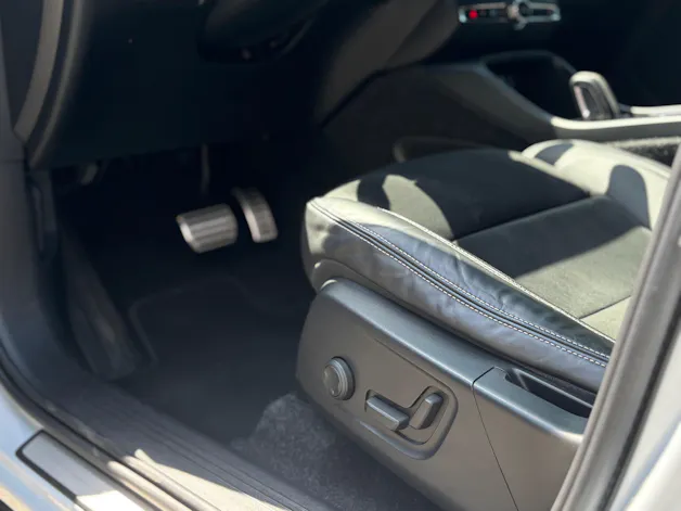 Volvo XC40 2.0 T5 R-Design AWD