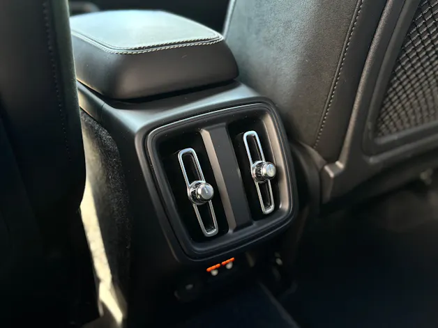 Volvo XC40 2.0 T5 R-Design AWD