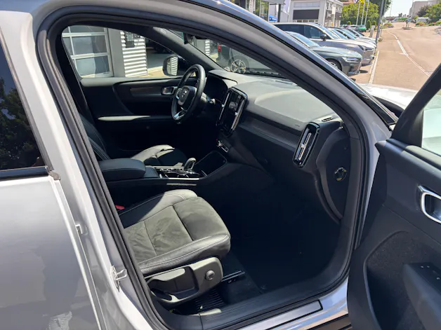 Volvo XC40 2.0 T5 R-Design AWD