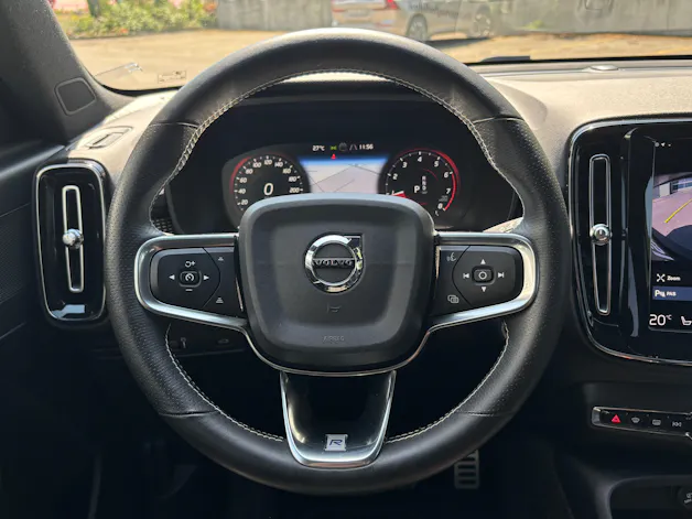 Volvo XC40 2.0 T5 R-Design AWD