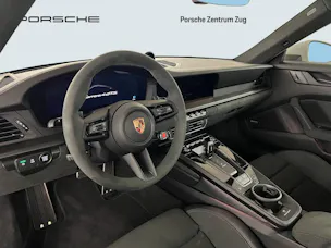 Porsche 911 Carrera 4 GTS