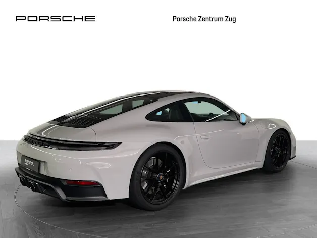 PORSCHE 911 Carrera 4 GTS
