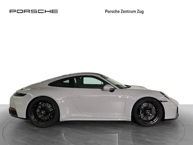PORSCHE 911 Carrera 4 GTS