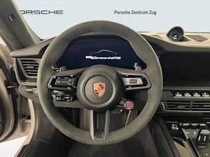 Porsche 911 Carrera 4 GTS