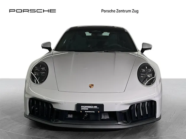 PORSCHE 911 Carrera 4 GTS