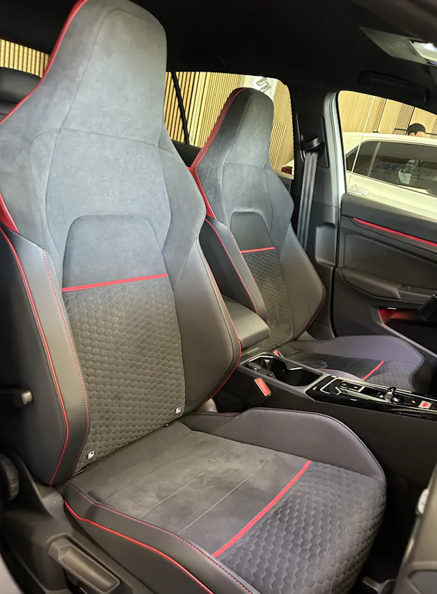 VW Golf VIII 2.0 TSI GTI Clubsport DSG