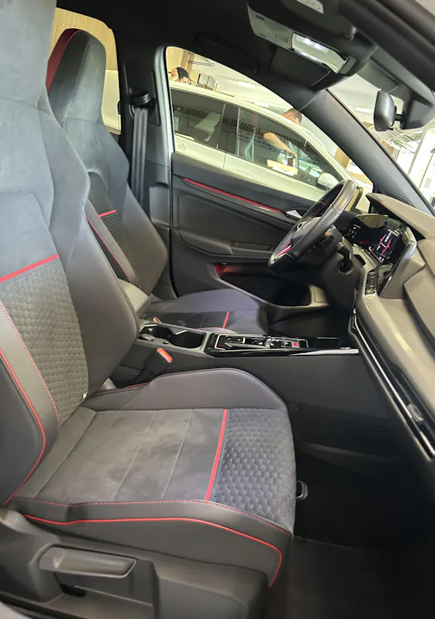 VW Golf VIII 2.0 TSI GTI Clubsport DSG