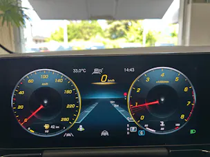 Mercedes-Benz GLA 200 AMG Line