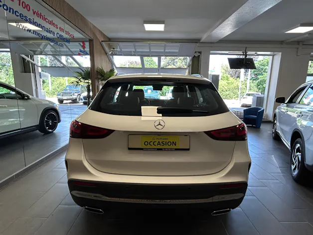 Mercedes-Benz GLA 200 AMG Line