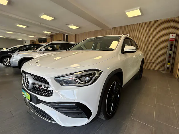 Mercedes-Benz GLA 200 AMG Line