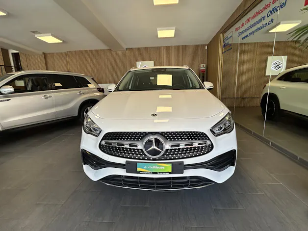 Mercedes-Benz GLA 200 AMG Line