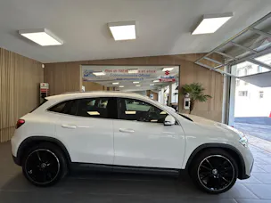 Mercedes-Benz GLA 200 AMG Line