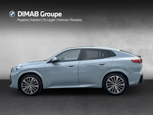 BMW iX2 30 M Sport xDrive U10 (CH) AHK