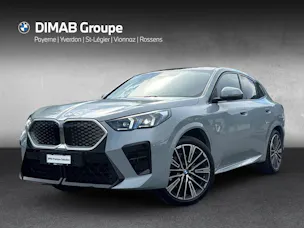 BMW iX2 30 M Sport xDrive U10 (CH) AHK