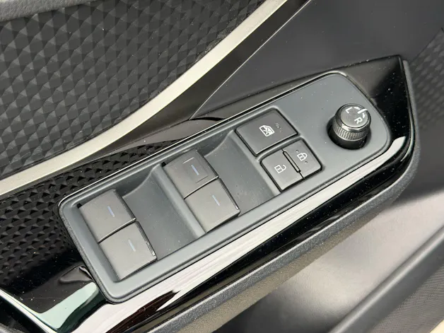 Toyota C-HR 1.8 VVTi HSD Trend
